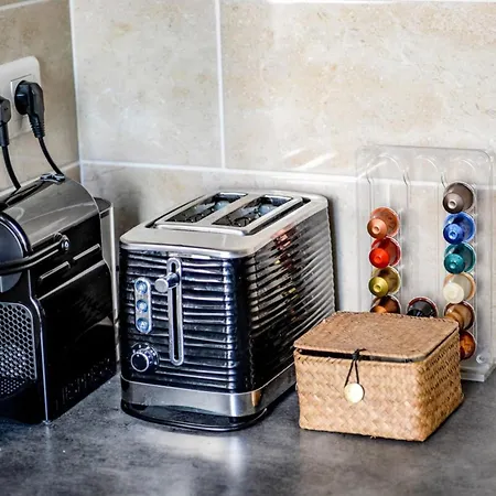 Apartment Flavia - Balcony Glimpse Of The Sea *